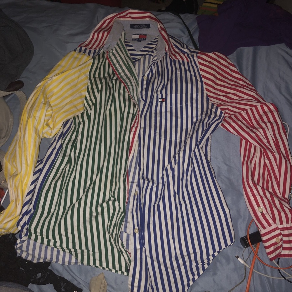 Tommy button up